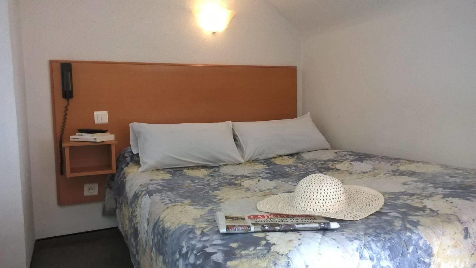 Hotel Compostelle لورد المظهر الخارجي الصورة